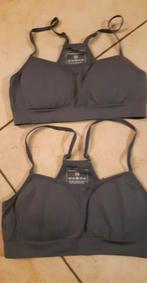 Lot de 2 brassières taille XS, Enfants & Bébés, Vêtements enfant | Autre, Comme neuf, Hunkemölle, Fille, Sous-vêtements