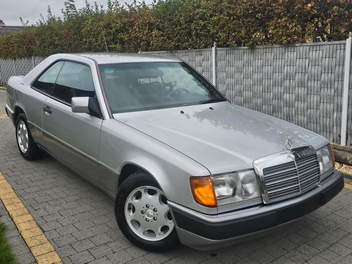Mercedes 230CE automatique 10/1991, Autos, Mercedes-Benz, Particulier, Série 300, ABS, Vitres électriques, Radio, Essence, Coupé