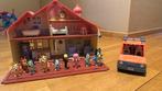 Bluey huis met wagen en figuren, Enlèvement, Comme neuf