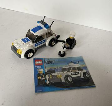 Lego City - Politie Auto - 7236 beschikbaar voor biedingen