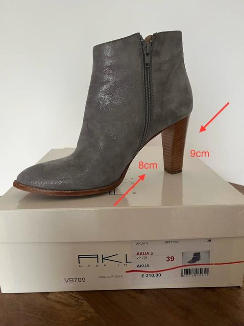 Enkellaarsjes - AKUA - zilvergrijs, Kleding | Dames, Schoenen, Zo goed als nieuw, Ophalen of Verzenden