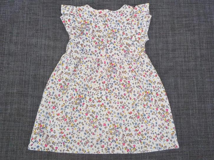 Belle robe à motif floral de Zara pour fille taille 98, Enfants & Bébés, Vêtements enfant | Taille 98, Comme neuf, Fille, Robe ou Jupe