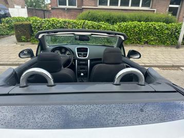 Peugeot 207 cabrio 1.6 benzine Bj 2007 56000km!!! Airco beschikbaar voor biedingen