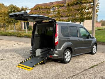 ♿️Ford Tourneo Connect 1.0benzine Rolstoelauto Invalide TPMR beschikbaar voor biedingen