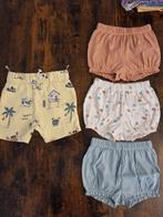 4 shorts pour bébé 12-18 mois (80 cm), Ophalen, Zo goed als nieuw, Jongetje of Meisje