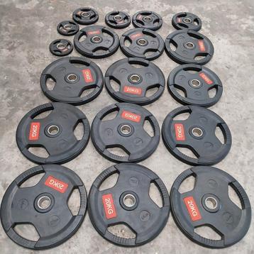 227.5 kilo Olympische Pu urethane Gewichten set  zeer nette  beschikbaar voor biedingen