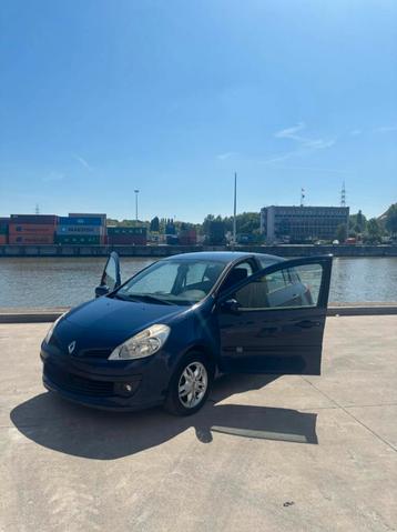 Renault Clio 3 1.6 ( Automatique ), Autos, Achat, Automatique, Cruise Control, Essence