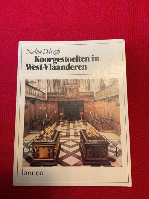 Koorgestoelten in West-Vlaanderen, Boeken, Geschiedenis | Stad en Regio, Zo goed als nieuw, 15e en 16e eeuw, Ophalen of Verzenden