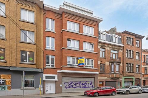 Opbrengsteigendom te koop in Anderlecht, Immo, Huizen en Appartementen te koop, Vrijstaande woning, E