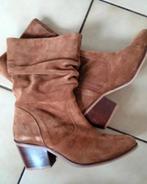 Bottes en daim marron Post Xchange taille 40, Vêtements | Femmes, Chaussures, Enlèvement ou Envoi, Post Xchange, Comme neuf, Brun