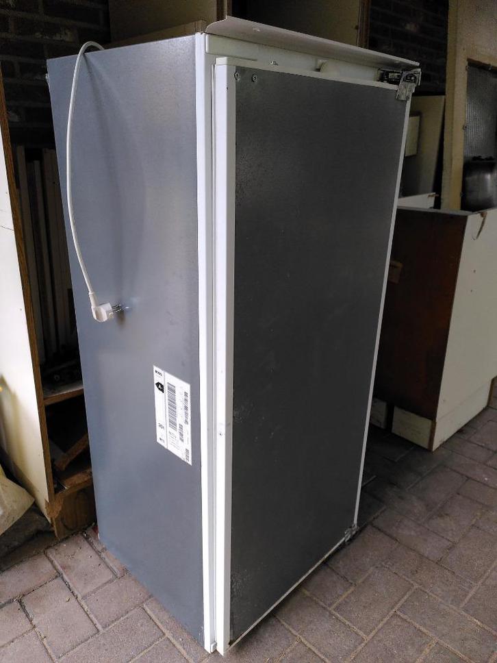 frigo encastrable, Electroménager, Réfrigérateurs & Frigos, Utilisé, Avec compartiment congélateur, 150 à 200 litres, 120 à 140 cm