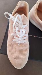 Sneakers Tommy Hilfiger taille 40, Vêtements | Femmes, Chaussures, Sneakers et Baskets, Tommy Hilfiger, Porté, Rose