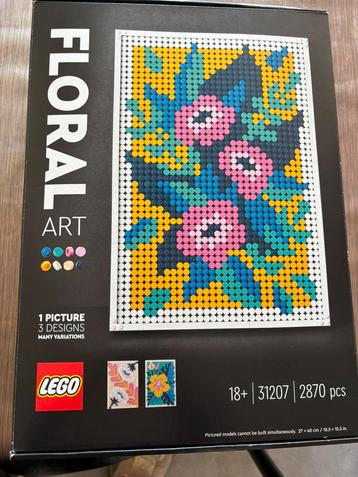 Lego floral art  disponible aux enchères