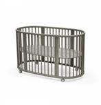 Stokke Sleepi Bed V3 Hazy Grey + ACCESSOIRES, Kinderen en Baby's, Ophalen, Gebruikt, Ledikant