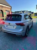 Volkswagen Tiguan R-Line 2023 in zeer goede staat te koop, Auto's, Euro 6, Alcantara, 5 zetels, Dealer onderhouden