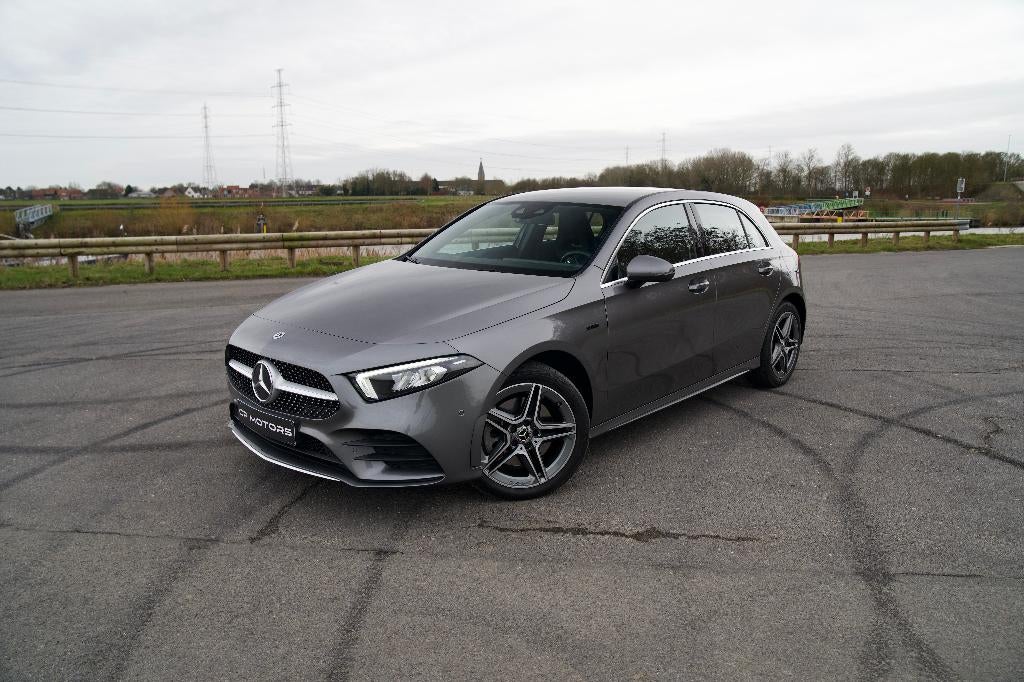 MERCEDES A 250 e | AMG-PAKKET | PLUG-IN HYBRID | WIDESCREEN, Auto's, Mercedes-Benz, Bedrijf, Te koop, A-Klasse, Android Auto, Hybride Elektrisch/Benzine