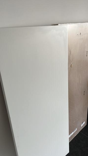 NIEUW - LAGKAPTEN bureaublad 1m40 x 60 beschikbaar voor biedingen