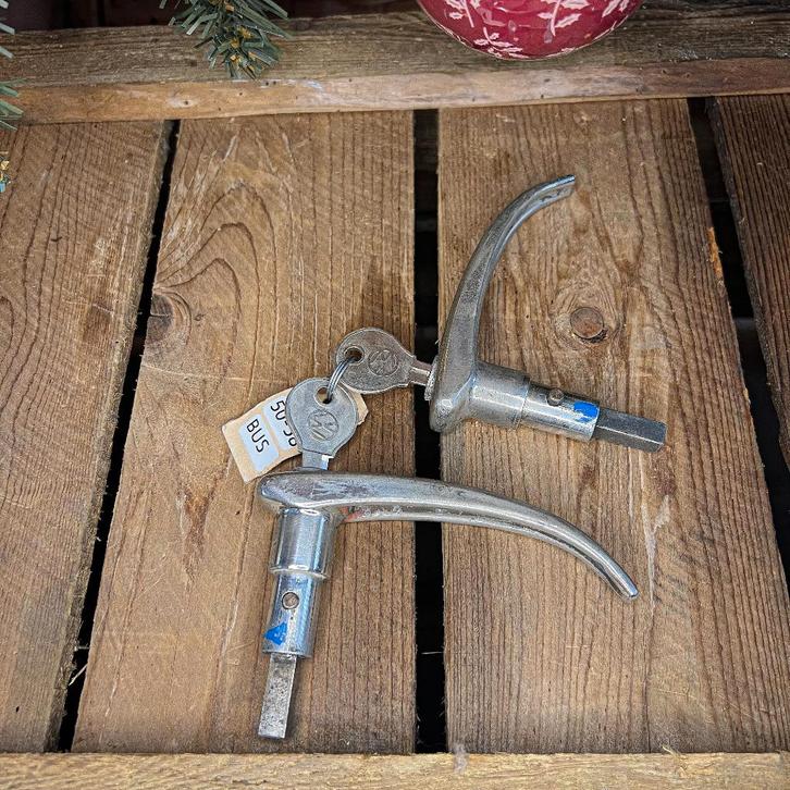 XMAS Prijsdaling: VW Split Bus Cargo met Barndoor, Auto diversen, Auto-accessoires, Gebruikt, Ophalen of Verzenden