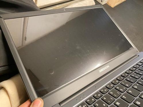 Laptop Medion Akoya E14223, Computers en Software, Windows Laptops, Zo goed als nieuw, 14 inch, 2 tot 3 Ghz, 4 GB, Azerty, Ophalen