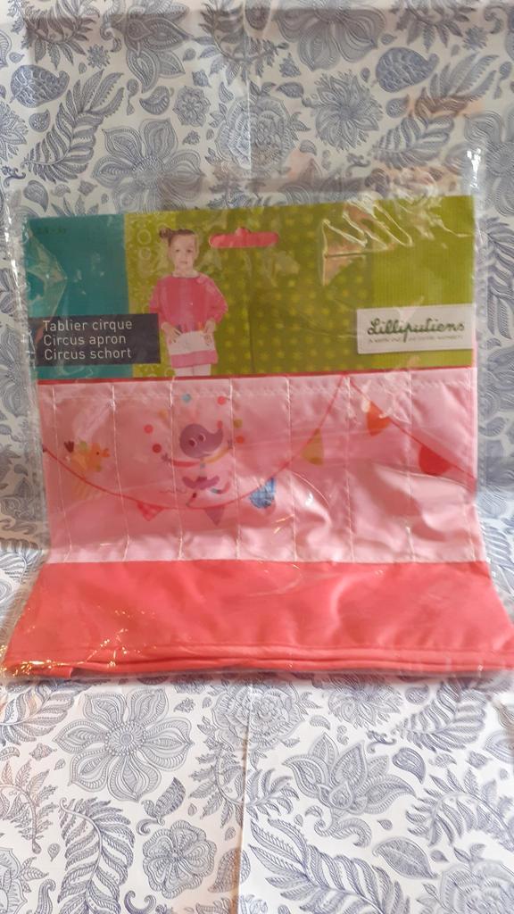 tablier neuf avec manche pour activité enfant de 3 a 6 ans, Kinderen en Baby's, Kinderkleding | Maat 98, Nieuw, Meisje, Overige typen