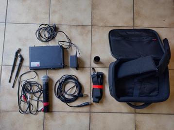 micro sans fil Shure sm58, Enlèvement, Comme neuf, Micro chant, Sans fil