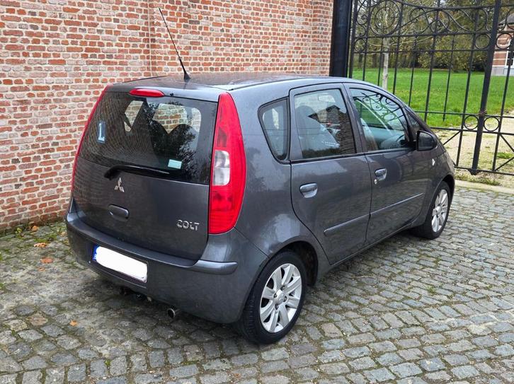 Mitsubishi Benzine perfecte staat, Auto's, Mitsubishi, Particulier, Colt, ABS, Airbags, Airconditioning, Boordcomputer, Centrale vergrendeling