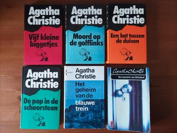 6 pockets Agatha Christie  beschikbaar voor biedingen