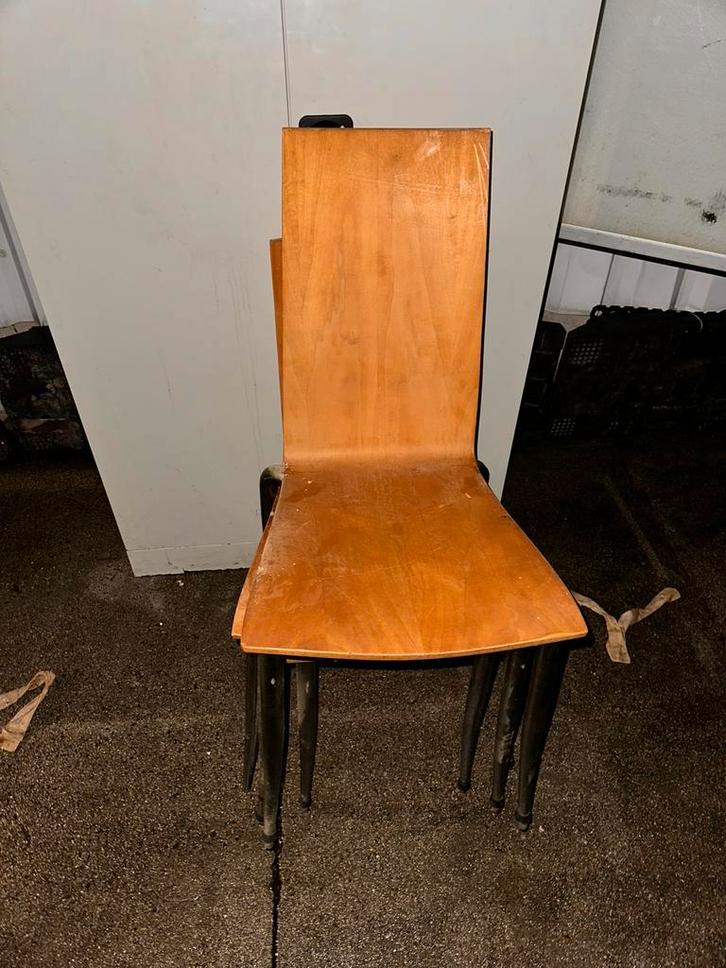 Olly Tango designstoelen (x30) — te reinigen, Huis en Inrichting, Stoelen, Zo goed als nieuw, Hout, Zwart, Ophalen