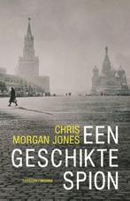 Te Koop Boek EEN GESCHIKTE SPION Chris Morgan Jones, Ophalen of Verzenden, Zo goed als nieuw, Chris Morgan Jones, Amerika