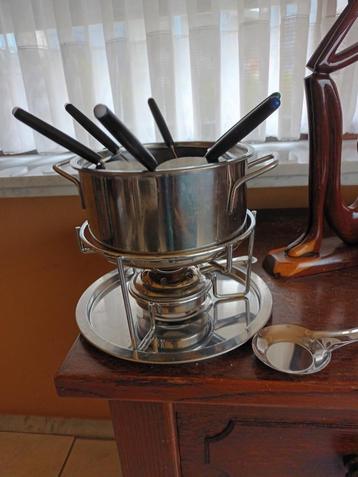 fondueset RVS 6 personen, roestvast staal beschikbaar voor biedingen