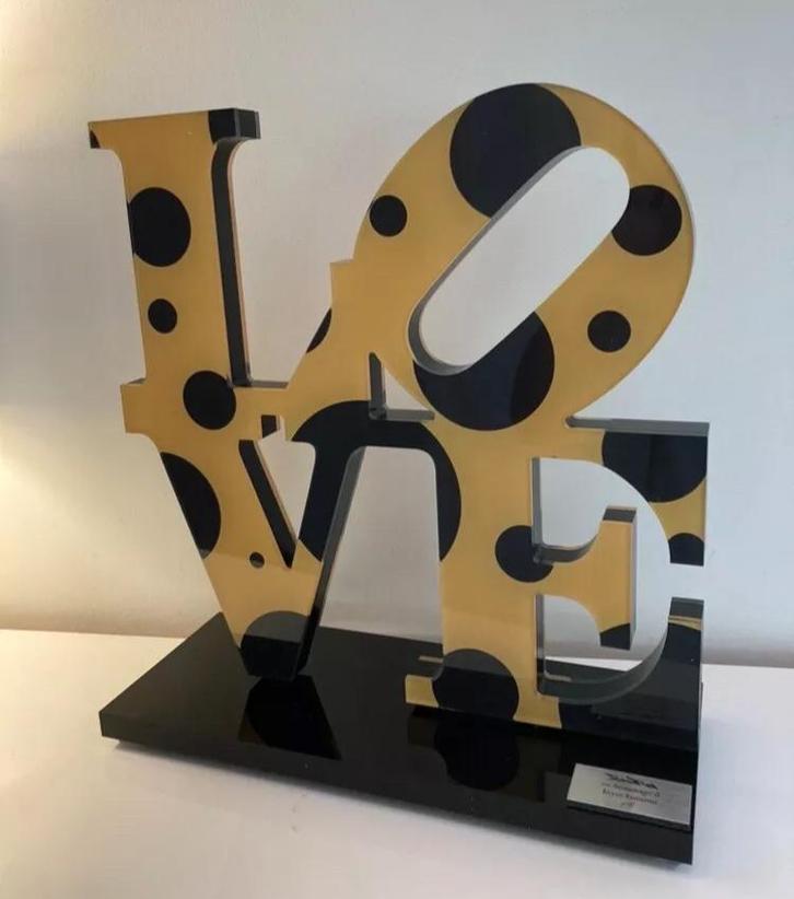 Eerbetoon aan Yayoi Kusama in acrylglas met COA, Antiek en Kunst, Kunst | Litho's en Zeefdrukken