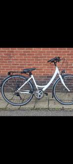 damesfiets en meisjesfiets 28inch, Fietsen en Brommers, Ophalen, Zo goed als nieuw