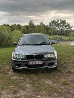 BMW 316i AUTOMAAT MET CARPLAY, Auto's, Automaat, Achterwielaandrijving, Zwart, 4 cilinders
