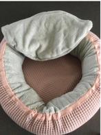 Nieuw Mooi mandje met kussen 10€, Ophalen of Verzenden, Nieuw, Overige typen