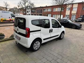 Fiat Qubo benzine Euro 6, Auto's, Wit, Handgeschakeld, 5 deurs, Particulier