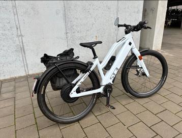Stromer ST3 pinion cool white 2024 maat medium