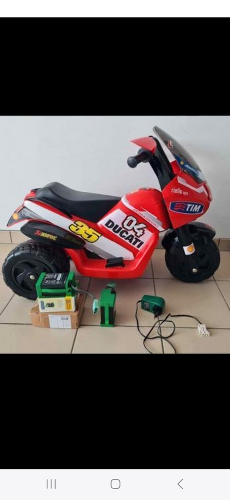 Moto électrique  3 roues (Ducati), Kinderen en Baby's, Speelgoed | Buiten | Accuvoertuigen