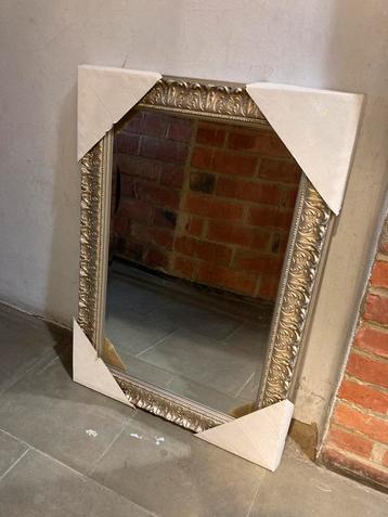 Spiegel formaat 40/60 beschikbaar voor biedingen