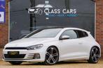 Volkswagen Scirocco 2.0 TDi R-LINE Bte AUTO- PANO- NAVI- CLI, Autos, Automatique, Carnet d'entretien, Achat, Hatchback