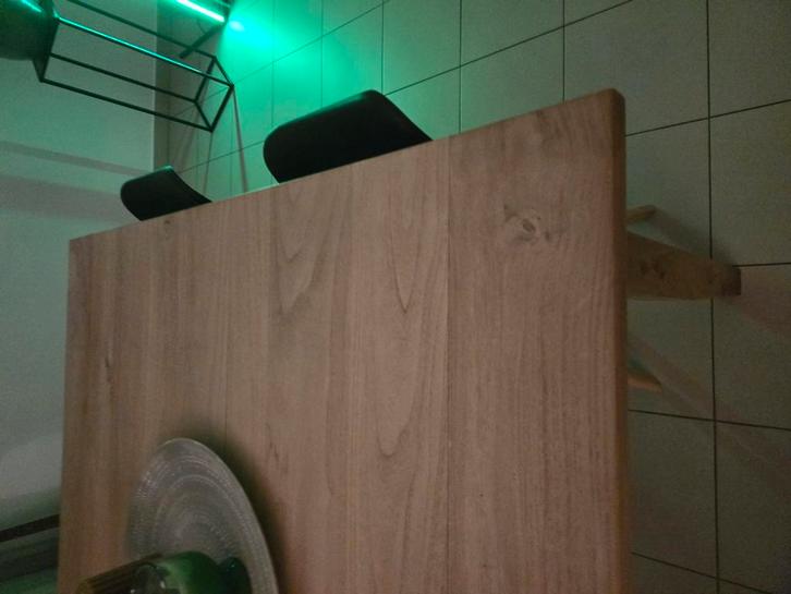 Taek eettafel vierkant. 140 op 140 rondom. Heel mooie tafels, Huis en Inrichting, Tafels | Eettafels, Zo goed als nieuw, Vierkant