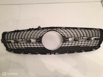 Grille  Mercedes CLS-klasse C218 ('10-'17) A2188850600 beschikbaar voor biedingen