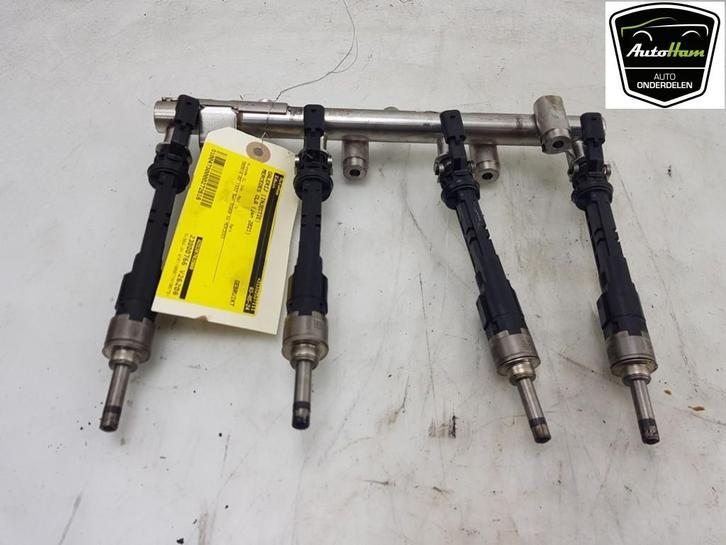 INJECTIEGALERIJ Mercedes-Benz CLA Shooting Brake (118.6), Auto-onderdelen, Brandstofsystemen, Mercedes-Benz, Gebruikt