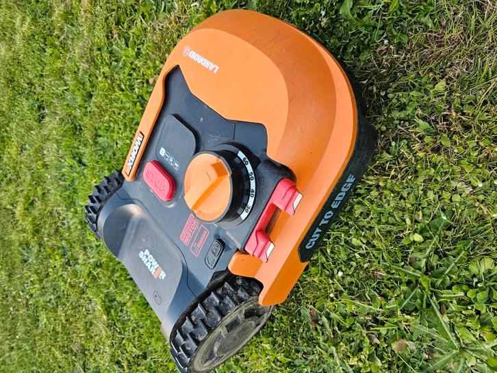 Tondeuse connectée Landroid Worx autonome - 500 à 1000 m2, Tuin en Terras, Robotmaaiers, Zo goed als nieuw, Ophalen