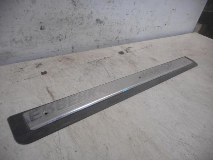 SEUIL DE PORTE DROIT instaplijst MG MGF (01-1995/03-2002), Autos : Pièces & Accessoires, Autres pièces automobiles, MG, Utilisé