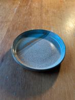 Plate / bord / assiette, Huis en Inrichting, Keuken | Servies, Keramiek, Nieuw, Ophalen of Verzenden, Bord(en)