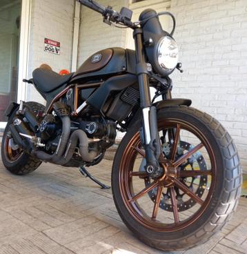 Ducati Scrambler 800 LTD Italia indépendant Série numérotée beschikbaar voor biedingen