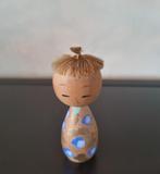 Vintage gesigneerde Bobblehead Sosaku Kokeshi, Antiek en Kunst, Kunst | Beelden en Houtsnijwerken, Verzenden