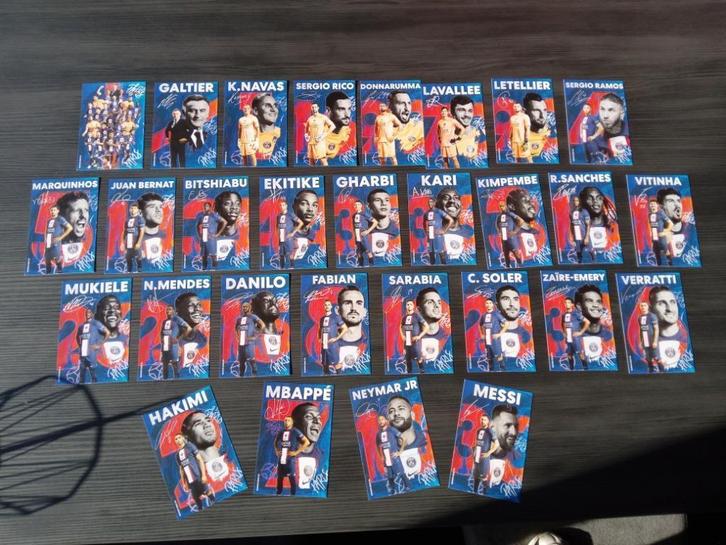 2022-2023 set spelerskaarten van Paris Saint-Germain (PSG), Sports & Fitness, Football, Neuf, Accessoires de club, Enlèvement ou Envoi