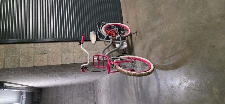 Meisjesfiets 1 jaar oud, Fietsen en Brommers, Fietsen | Meisjes, Zo goed als nieuw, Ophalen