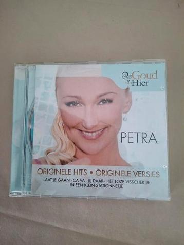 Cd  petra  goud van hier  beschikbaar voor biedingen
